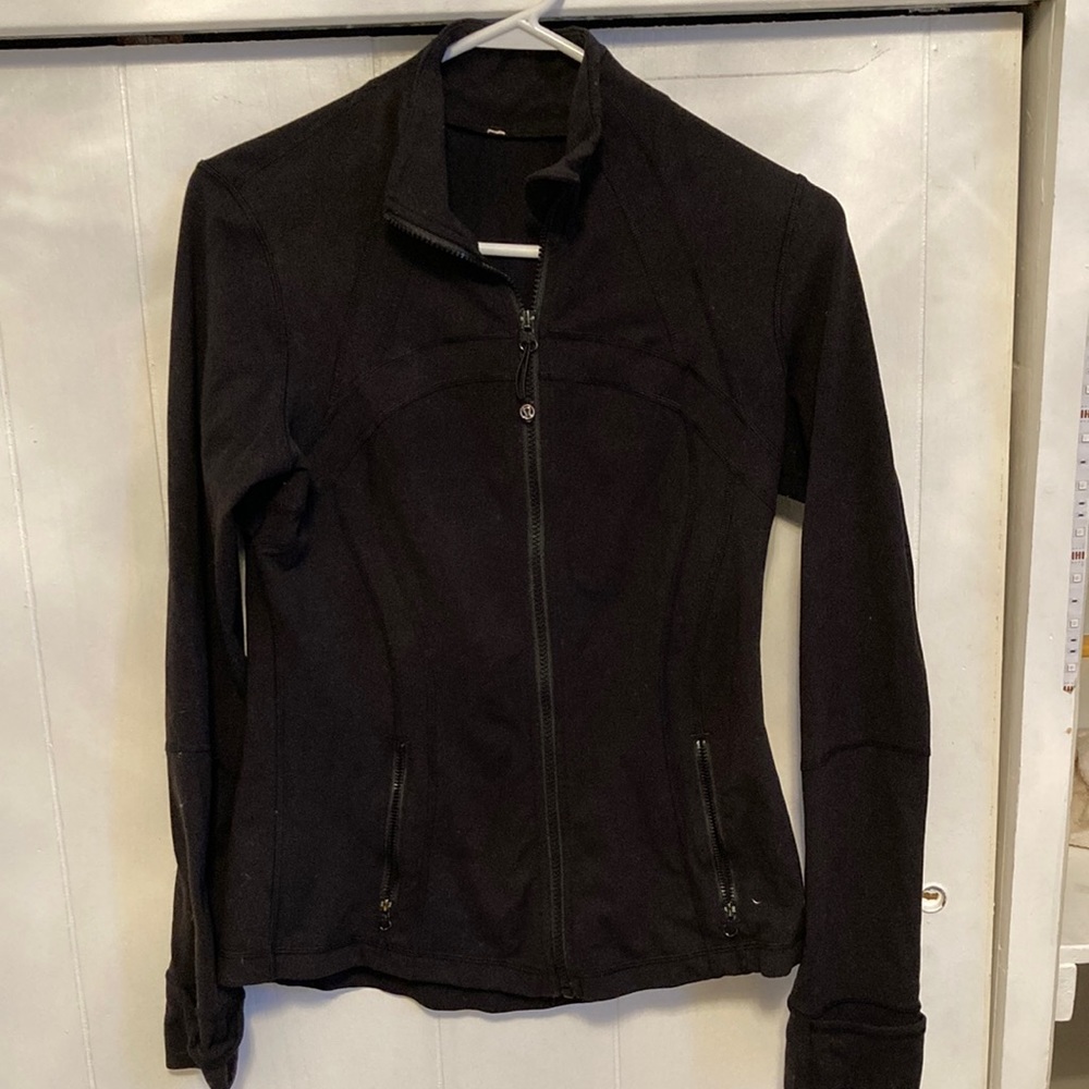 Women’s black lululemon define jacket